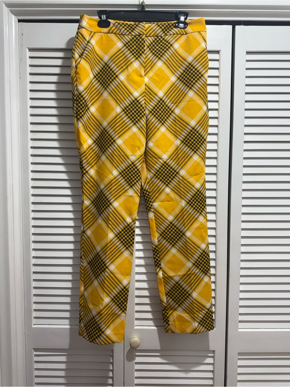 New York & Company Yellow Plaid Stretch Pants